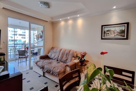 Apartamento à venda com 64m², 3 quartos e 1 vaga Apartamento à venda com 64m², 3 quartos e 1 vagaSala
