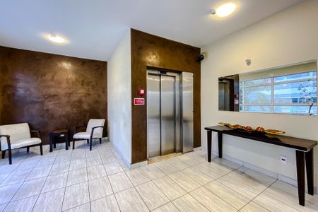 Apartamento à venda com 64m², 3 quartos e 1 vaga Apartamento à venda com 64m², 3 quartos e 1 vagaÁrea comum
