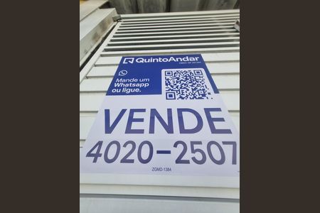Casa à venda com 132m², 2 quartos e 2 vagas Casa à venda com 132m², 2 quartos e 2 vagasPlaca