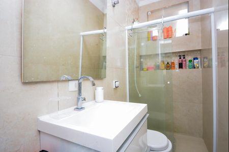 Casa à venda com 132m², 2 quartos e 2 vagasBanheiro Social