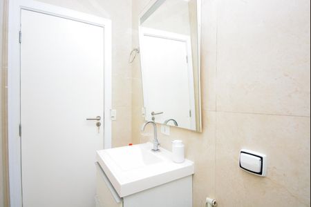 Casa à venda com 132m², 2 quartos e 2 vagasBanheiro Social