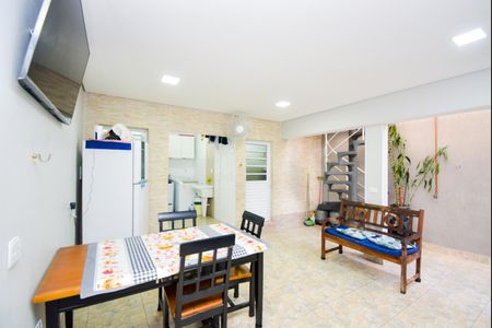 Casa à venda com 132m², 2 quartos e 2 vagasÁrea gourmet