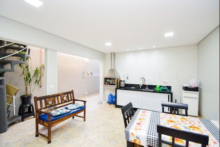 Casa à venda com 132m², 2 quartos e 2 vagasÁrea gourmet
