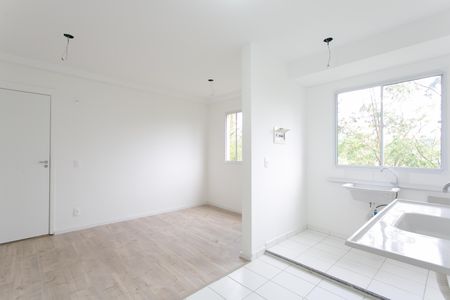 Apartamento para alugar com 44m², 2 quartos e sem vaga Apartamento para alugar com 44m², 2 quartos e sem vagaCozinha / Área de Serviço