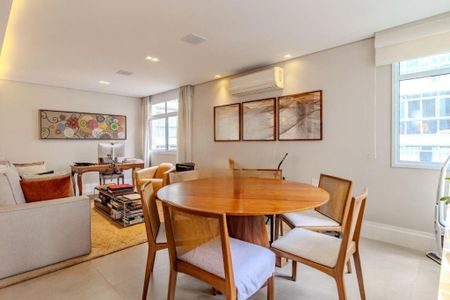 Apartamento à venda com 158m², 3 quartos e 1 vaga