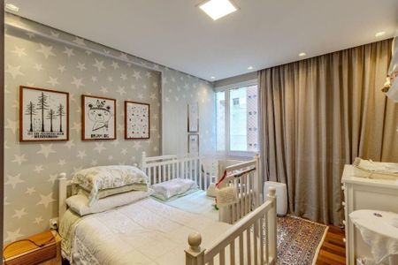 Apartamento à venda com 158m², 3 quartos e 1 vaga