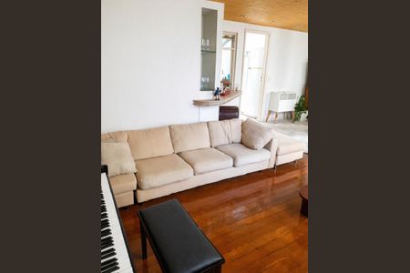 Casa à venda com 6 quartos, 301m² em Santa Lúcia, Belo Horizonte