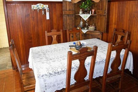 Casa à venda com 6 quartos, 301m² em Santa Lúcia, Belo Horizonte