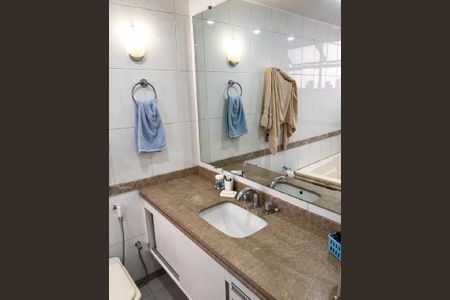 Apartamento à venda com 4 quartos, 250m² em Santo Agostinho, Belo Horizonte