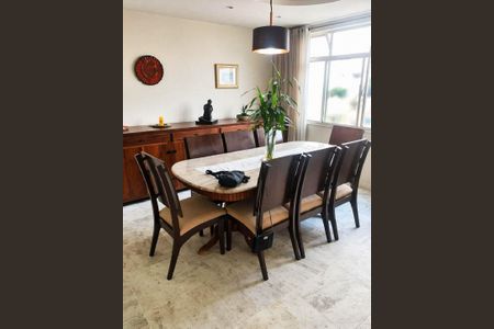 Apartamento à venda com 4 quartos, 250m² em Santo Agostinho, Belo Horizonte