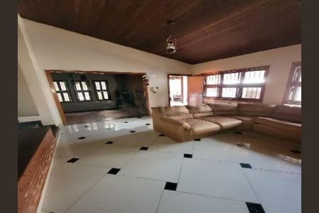Casa à venda com 3 quartos, 180m² em Balneário São Francisco, Diadema