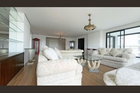 Apartamento à venda com 370m², 4 quartos e 5 vagas