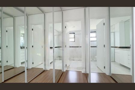 Apartamento à venda com 370m², 4 quartos e 5 vagas