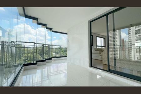 Apartamento à venda com 370m², 4 quartos e 5 vagas