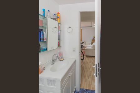 Apartamento à venda com 52m², 2 quartos e 1 vaga Apartamento à venda com 52m², 2 quartos e 1 vagaBanheiro