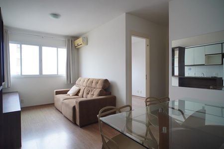 Sala de apartamento para alugar com 2 quartos, 55m² em Passo D’areia, Porto Alegre