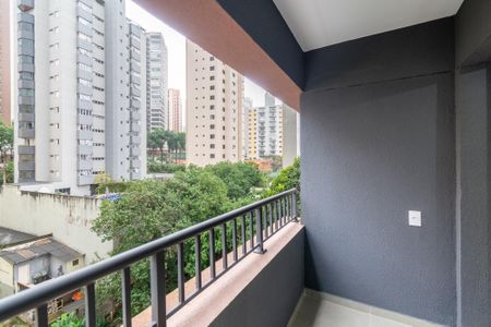 Varanda de kitnet/studio à venda com 1 quarto, 24m² em Vila Santa Catarina, São Paulo
