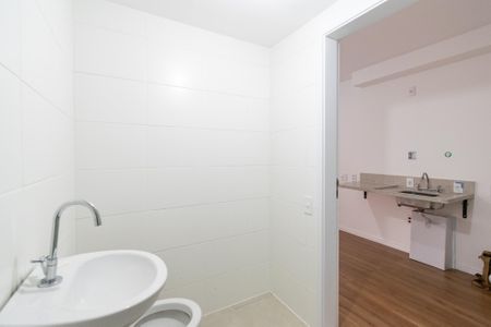 Studio para alugar com 24m², 1 quarto e sem vaga Studio para alugar com 24m², 1 quarto e sem vagaBanheiro