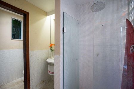Casa à venda com 300m², 3 quartos e 4 vagas