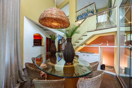Casa à venda com 300m², 3 quartos e 4 vagas