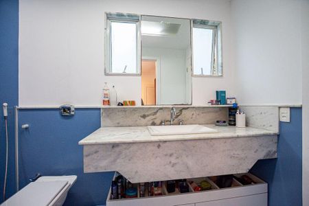 Casa à venda com 300m², 3 quartos e 4 vagas