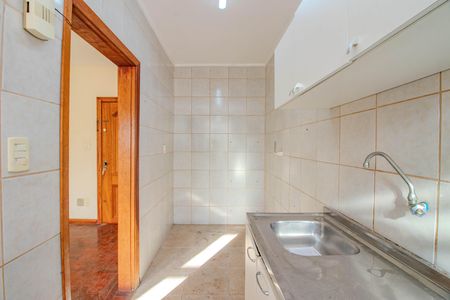 Apartamento à venda com 70m², 3 quartos e 1 vaga Apartamento à venda com 70m², 3 quartos e 1 vagaCozinha e Área de Serviço