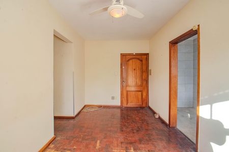 Sala de apartamento à venda com 3 quartos, 70m² em Petrópolis, Porto Alegre