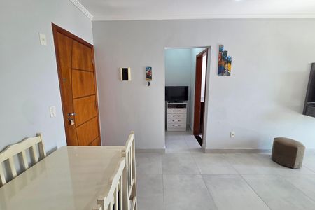 Sala de apartamento para alugar com 1 quarto, 52m² em Vila Tupi, Praia Grande