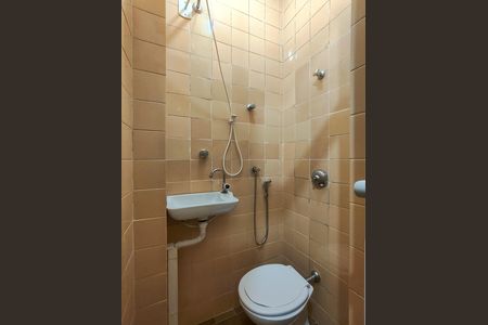 Apartamento para alugar com 70m², 2 quartos e 1 vaga Apartamento para alugar com 70m², 2 quartos e 1 vagaBanheiro de serviço
