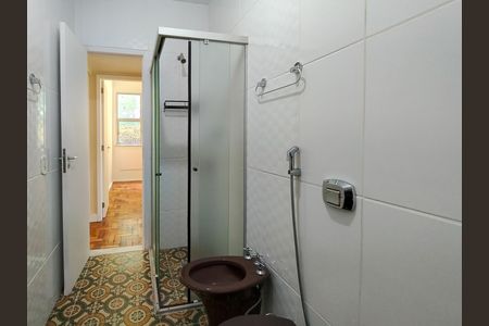 Apartamento para alugar com 70m², 2 quartos e 1 vaga Apartamento para alugar com 70m², 2 quartos e 1 vagaBanheiro Corredor