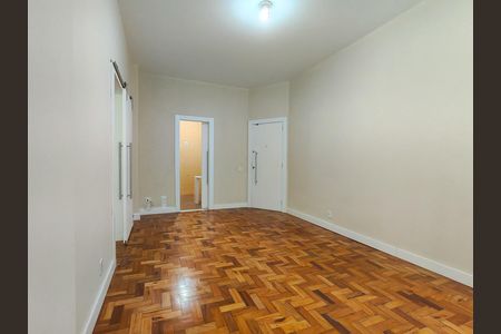 Apartamento para alugar com 70m², 2 quartos e 1 vaga Apartamento para alugar com 70m², 2 quartos e 1 vagaSala