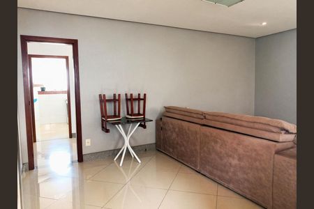 Casa à venda com 2 quartos, 290m² em São Benedito, Belo Horizonte