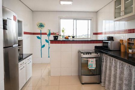 Casa à venda com 2 quartos, 290m² em São Benedito, Belo Horizonte