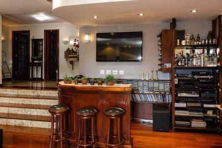 Casa à venda com 4 quartos, 450m² em Mangabeiras, Belo Horizonte