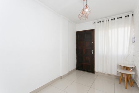 Apartamento à venda com 45m², 2 quartos e 1 vaga Apartamento à venda com 45m², 2 quartos e 1 vagaSala