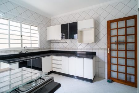 Casa de condomínio para alugar com 137m², 3 quartos e 4 vagas Casa de condomínio para alugar com 137m², 3 quartos e 4 vagasCozinha