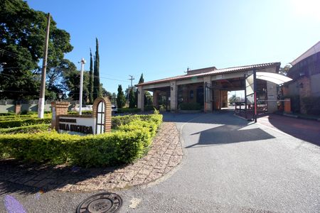 Casa de condomínio para alugar com 137m², 3 quartos e 4 vagasFachada e portaria