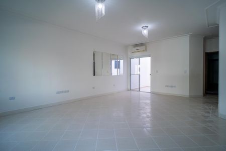 Casa de condomínio para alugar com 137m², 3 quartos e 4 vagas Casa de condomínio para alugar com 137m², 3 quartos e 4 vagasSala