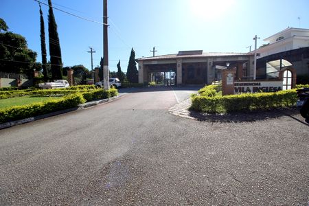 Casa de condomínio para alugar com 137m², 3 quartos e 4 vagasFachada e portaria