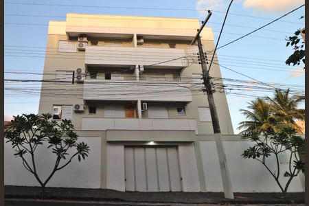 Apartamento para alugar com 60m², 2 quartos e 1 vagaFachada