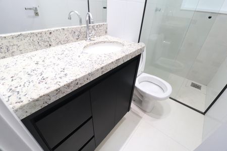 Apartamento para alugar com 60m², 2 quartos e 1 vagaBanheiro do Quarto 2