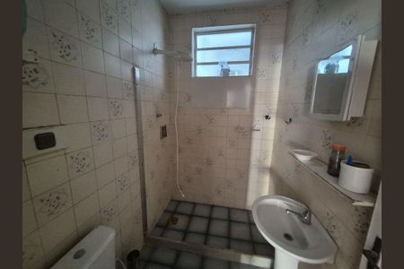 Casa à venda com 105m², 2 quartos e 1 vaga