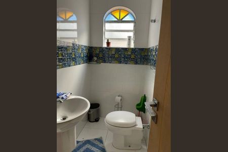 Casa à venda com 155m², 3 quartos e 2 vagas