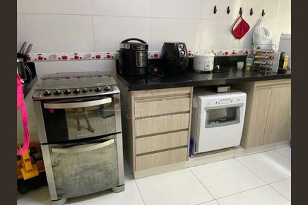 Casa à venda com 155m², 3 quartos e 2 vagas