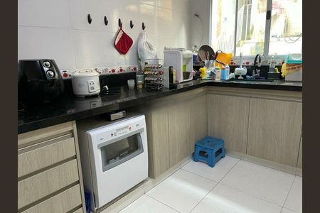 Casa à venda com 155m², 3 quartos e 2 vagas
