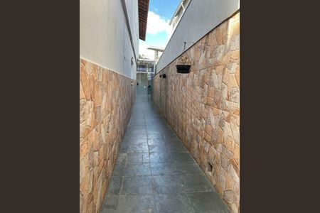 Casa à venda com 155m², 3 quartos e 2 vagas