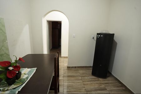 Casa à venda com 208m², 4 quartos e 6 vagas
