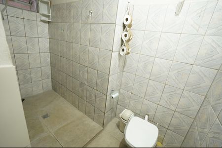 Casa à venda com 208m², 4 quartos e 6 vagas