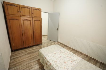 Casa à venda com 208m², 4 quartos e 6 vagas