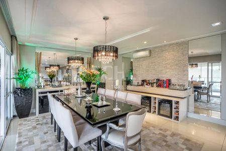 Apartamento à venda com 266m², 4 quartos e 4 vagas